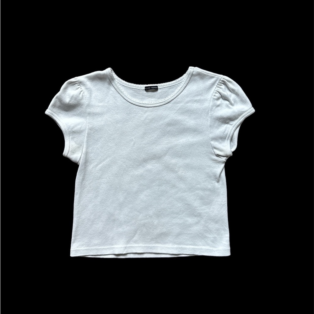 Brandy Melville: White Cropped Tee